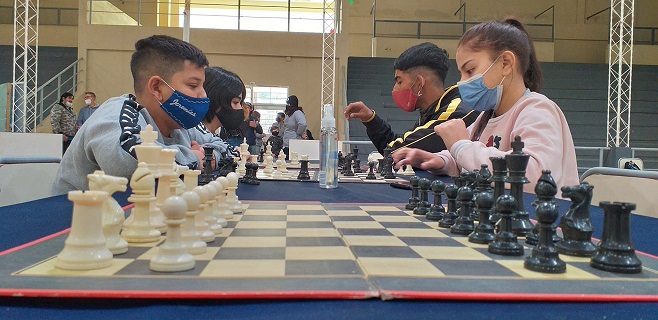 Ajedrez_de_nios_y_jovenes.jpg