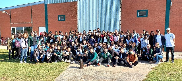 Alumnos_de_EES_26_visitan_NC_Textil.jpg