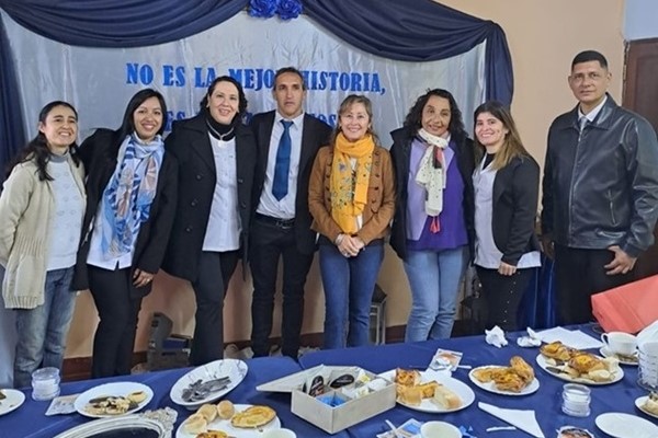 Biblioteca_Docentes_Breenses_Bodas_de_Plata_personal.jpg