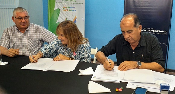 Firma_de_Convenio_UNNE.jpg