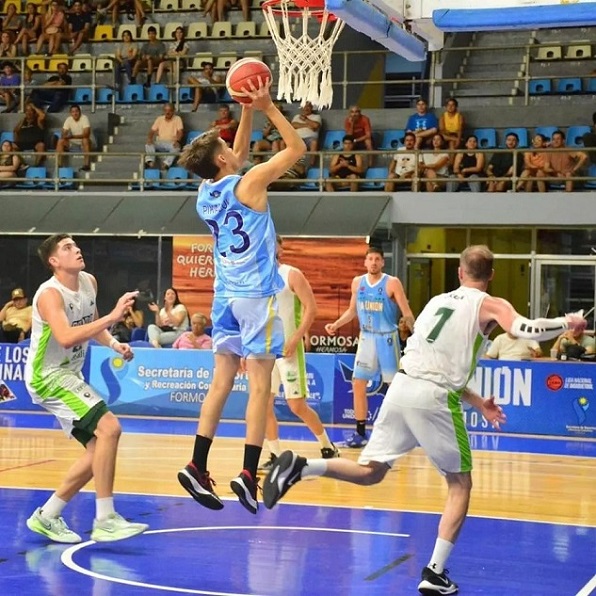 Mati_en_el_debut.jpg