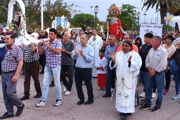 Procesin_fiesta_patronal_2025.jpg